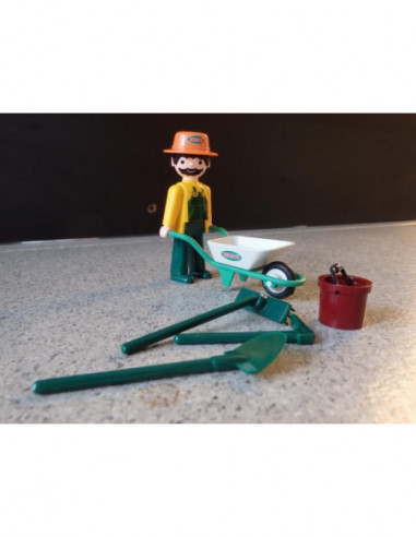 Igráček - Gärtner mit Motokarre