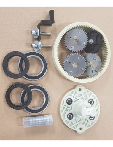 Complete set of spare gears, bearings...