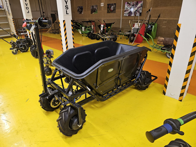 Motokarre Vier Räder