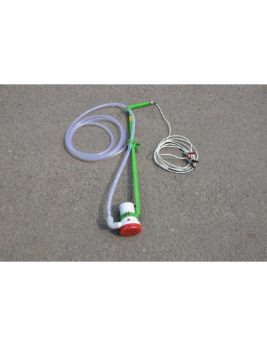 Submersible pump with Holder